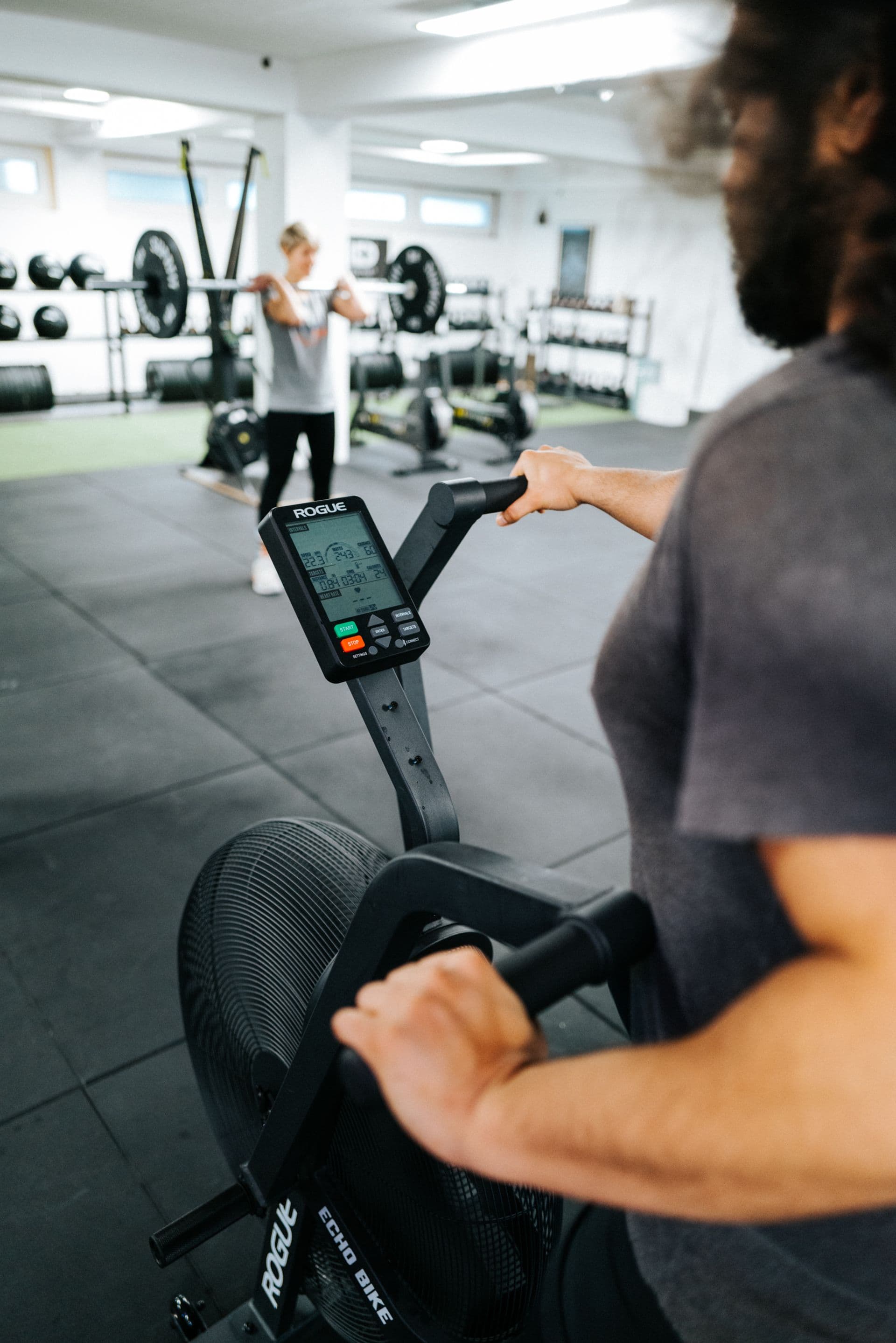 Fitnessprogramm für alle Altersgruppen und Fähigkeiten